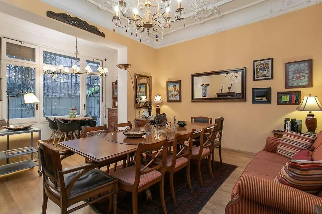 Canela Homes Barcelona Classic 0*,